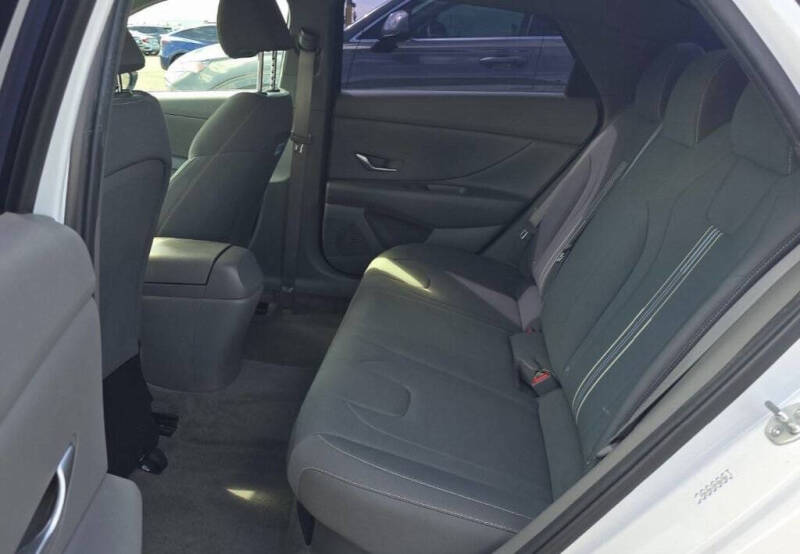 2023 Hyundai Elantra Hybrid Blue