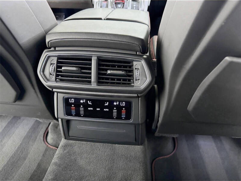 2020 Lamborghini Urus