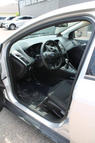 2017 Ford Focus SE