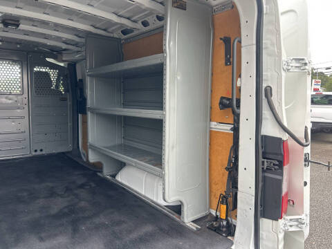 2020 Nissan NV 2500 HD S