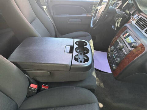 2012 Chevrolet Avalanche LS