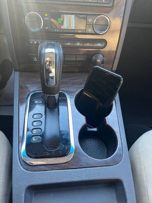 2008 Ford Taurus SEL