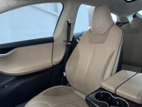 2012 Tesla Model S Performance