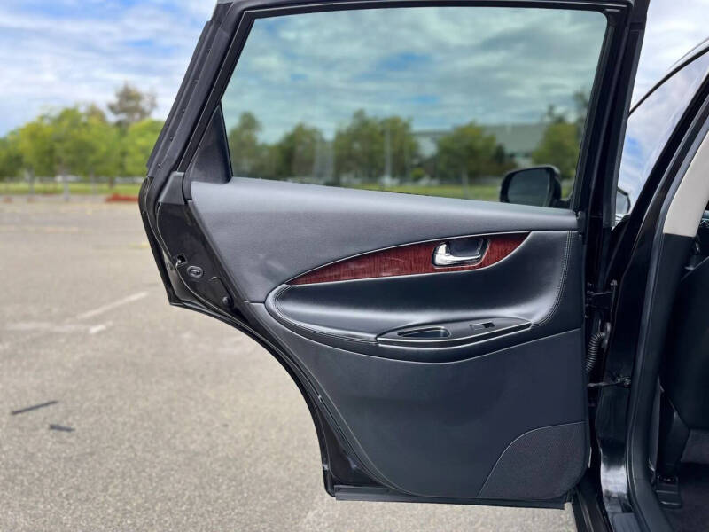 2017 Infiniti QX50