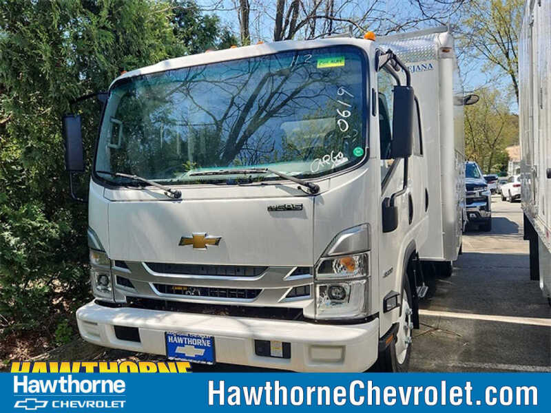 2024 Chevrolet Low Cab Forward Base's photo