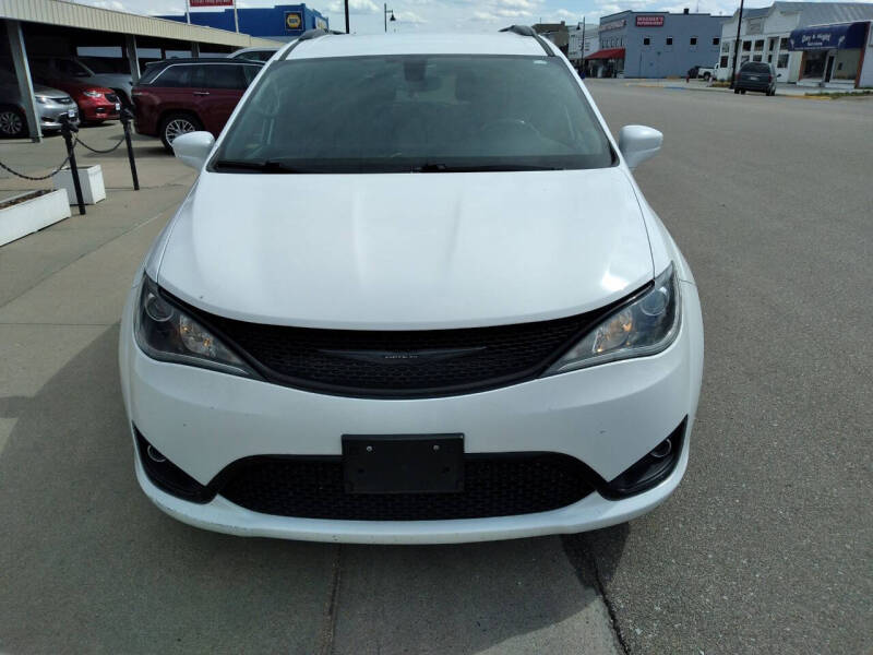 2020 Chrysler Pacifica Touring L