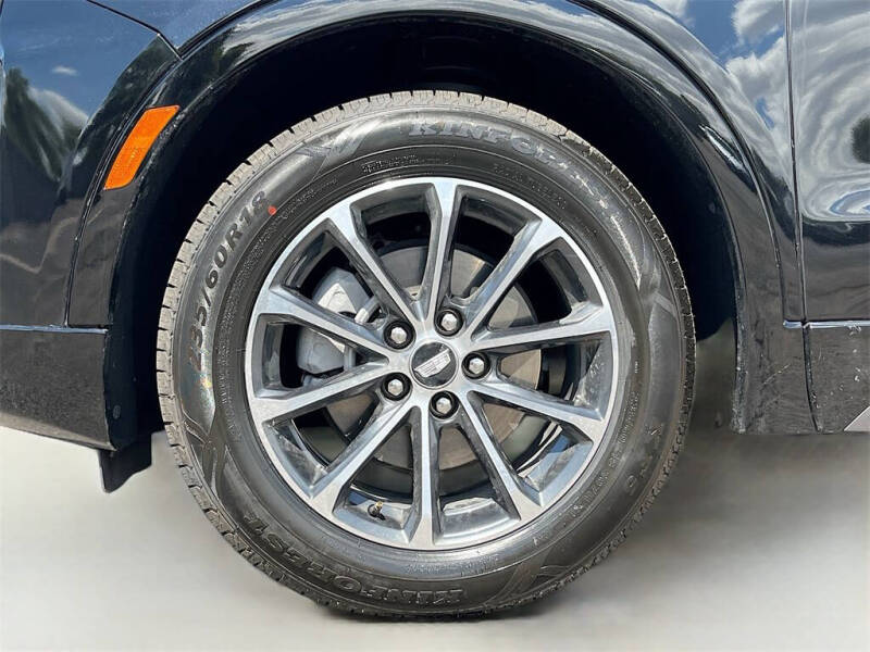 2024 Cadillac XT4 Sport