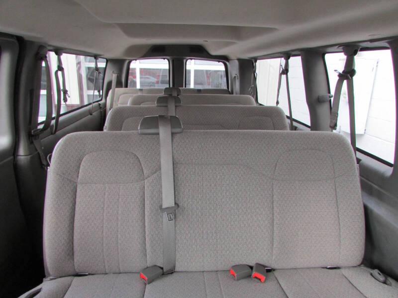 2017 Chevrolet Express LT 3500