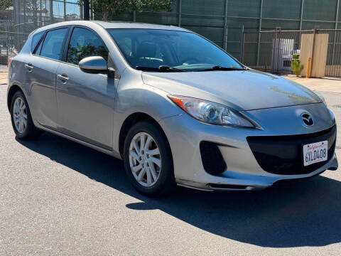2012 Mazda MAZDA3 i Grand Touring