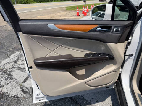 2017 Lincoln MKC Select