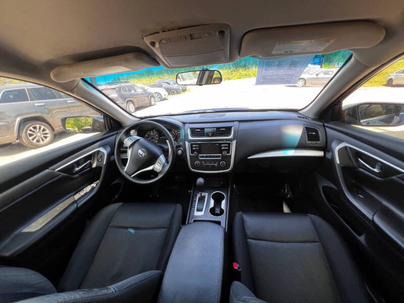 2017 Nissan Altima 2.5 SR
