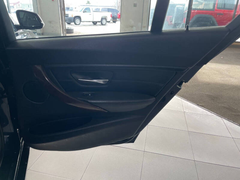 2015 BMW 3 Series 328i xDrive