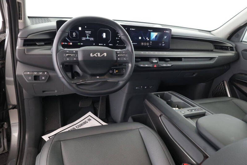 2024 Kia EV9 Light Long Range