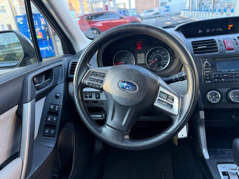 2014 Subaru Forester 2.5i