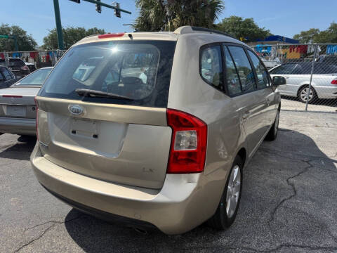 2007 Kia Rondo EX
