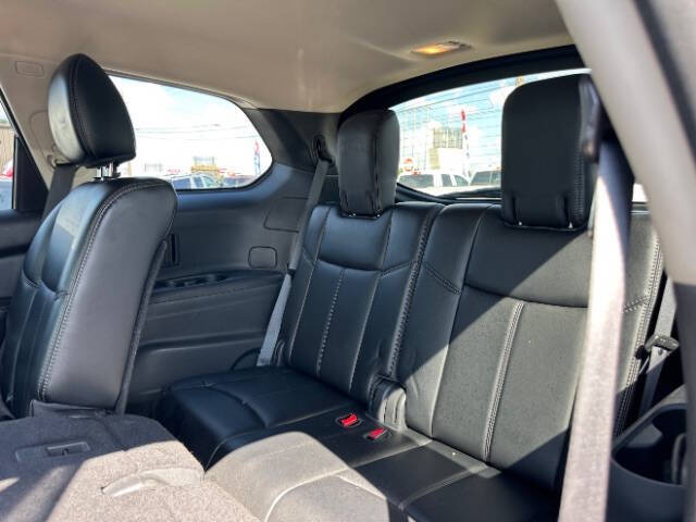 2015 Nissan Pathfinder SL