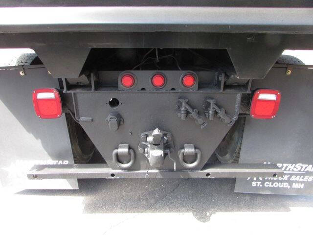 2014 Freightliner M2 106