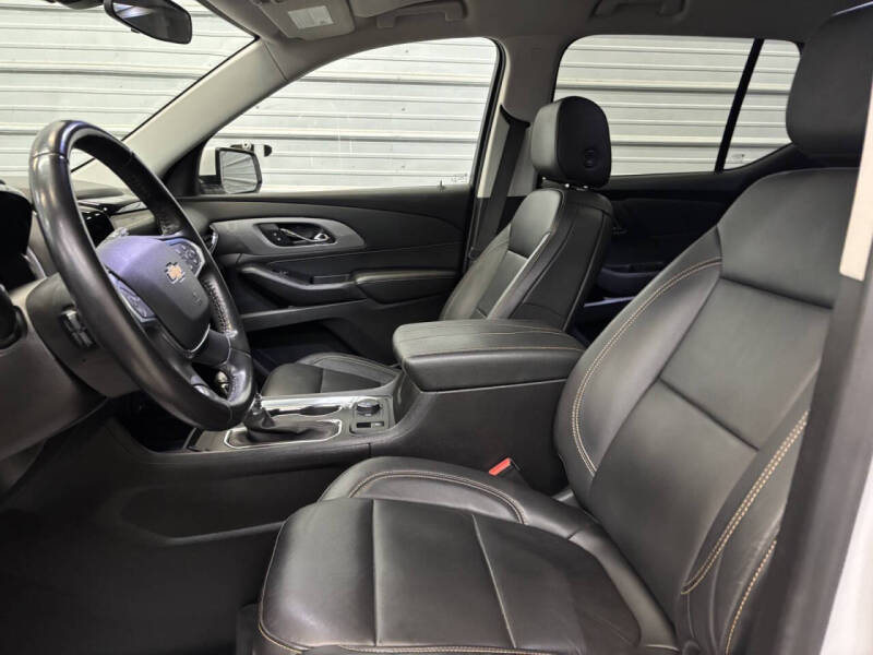2021 Chevrolet Traverse LT Leather