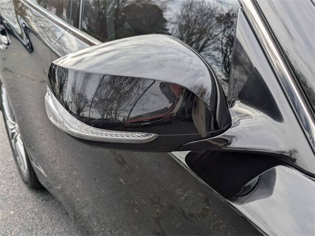 2022 Infiniti Q50 Luxe