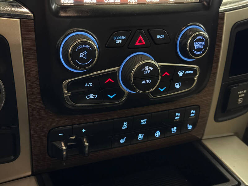 2015 RAM 1500 Laramie