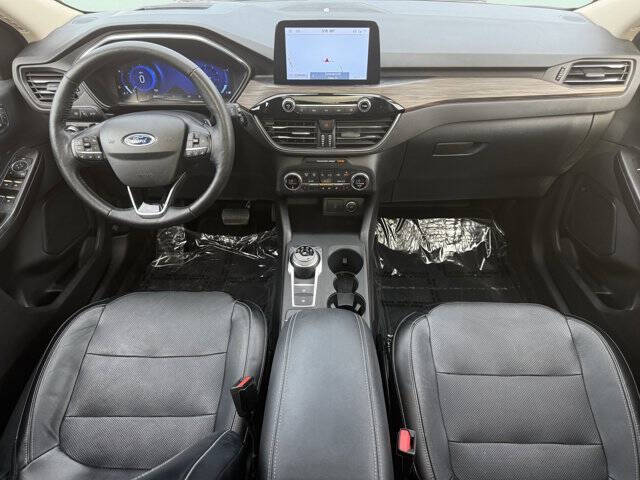 2020 Ford Escape Titanium