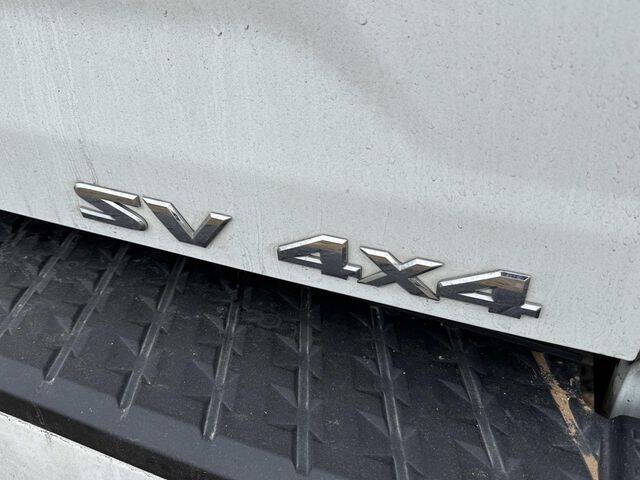 2024 Nissan Titan SV