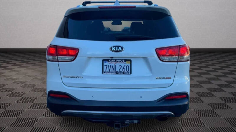2017 Kia Sorento EX