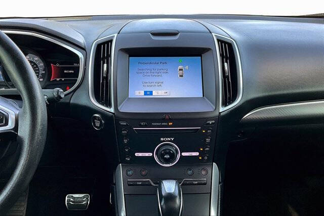 2016 Ford Edge Sport