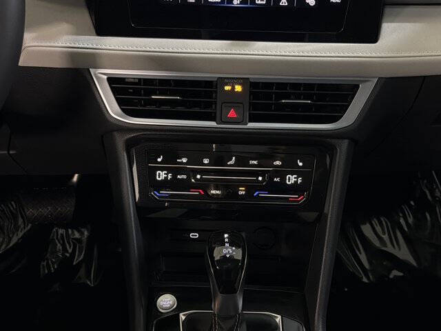 2026 Volkswagen Taos SE 4Motion