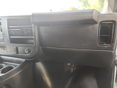 2017 Chevrolet Express 2500