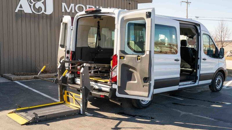 2022 Ford Transit Passenger Van's photo
