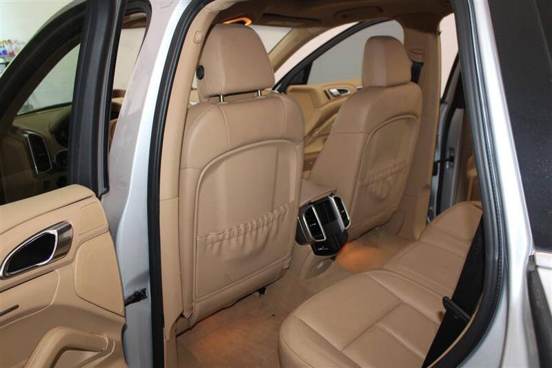 2012 Porsche Cayenne