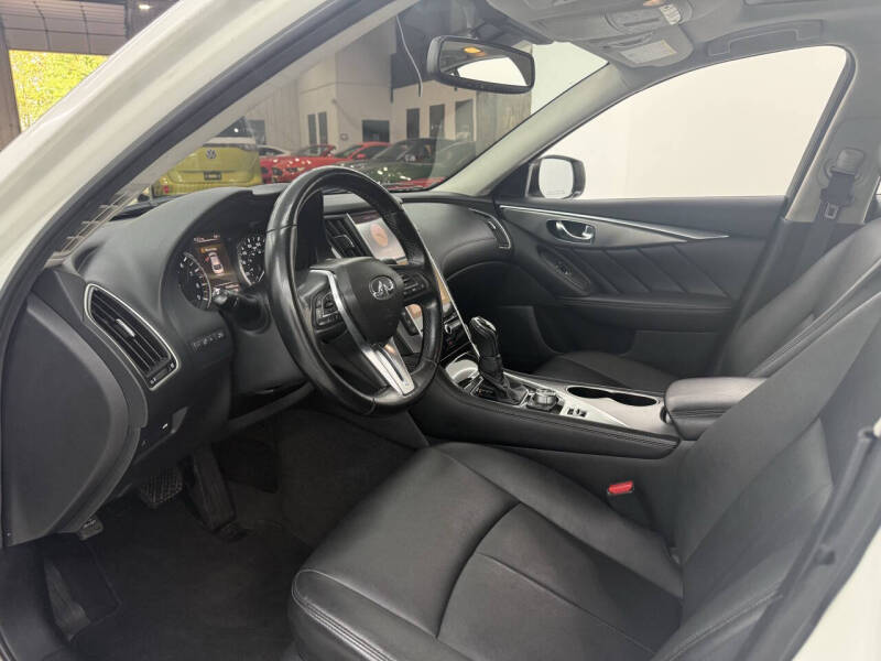 2018 Infiniti Q50 3.0T Luxe