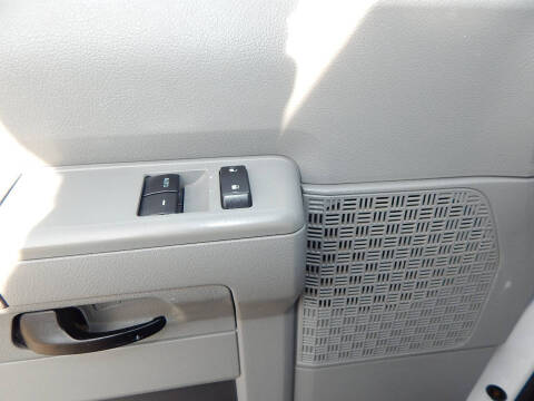 2013 Ford E-Series E-150