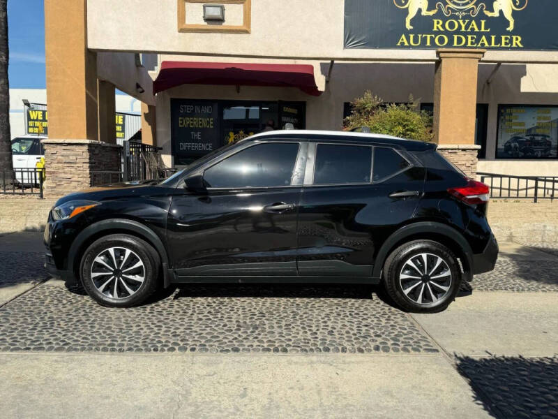 2019 Nissan Kicks S