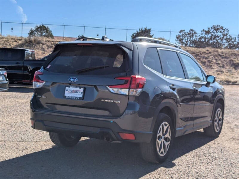 2022 Subaru Forester Premium