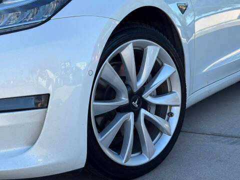 2019 Tesla Model 3 Long Range
