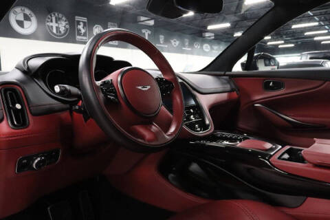 2021 Aston Martin DBX