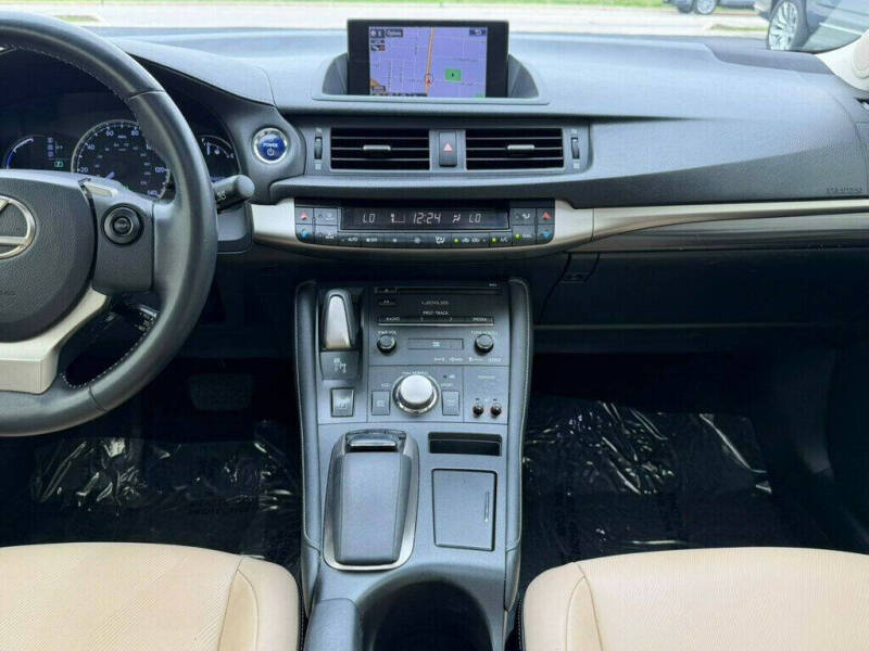 2014 Lexus CT 200h