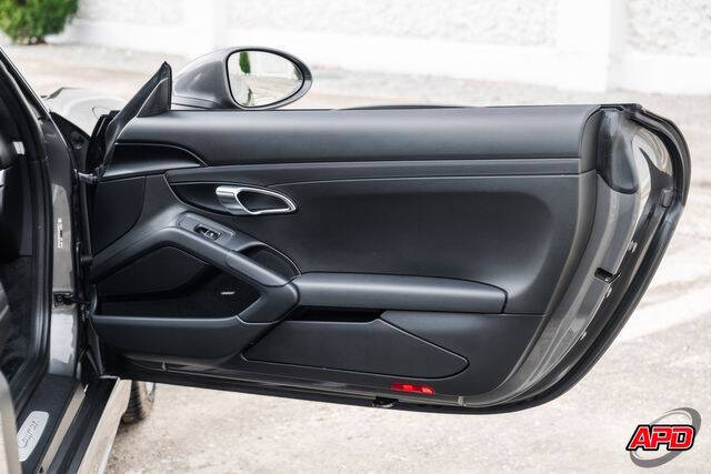 2019 Porsche 718 Cayman