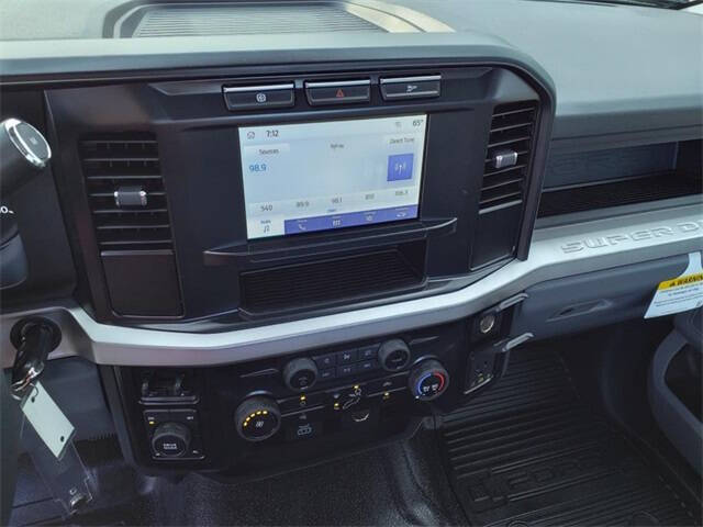 2024 Ford F-350 Super Duty XL