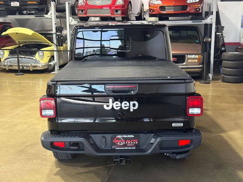 2023 Jeep Gladiator Overland