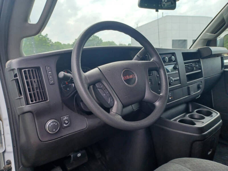 2024 GMC Savana 2500