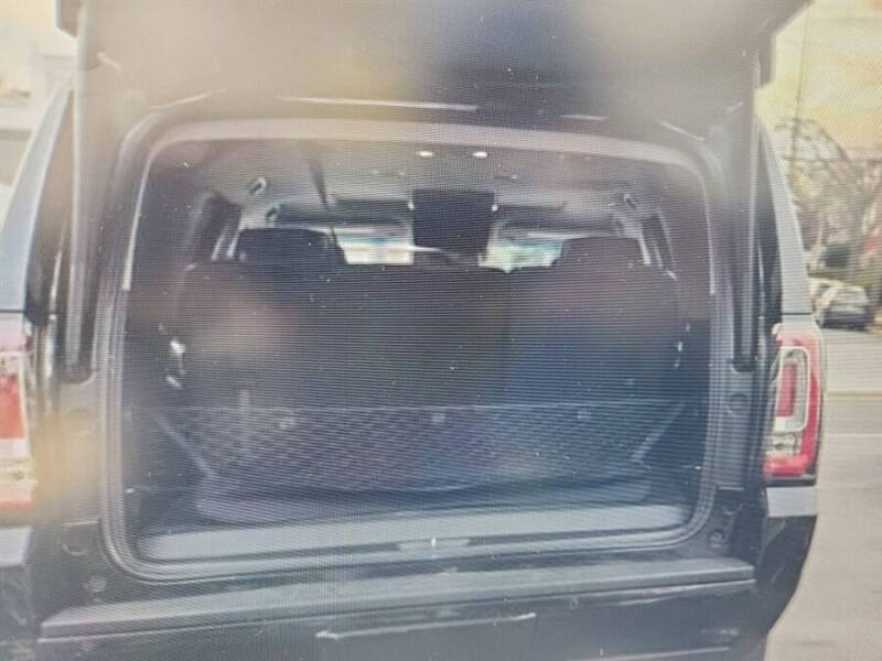 2016 GMC Yukon XL SLE