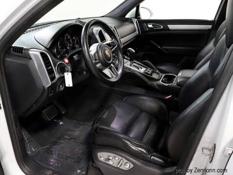 2015 Porsche Cayenne Turbo