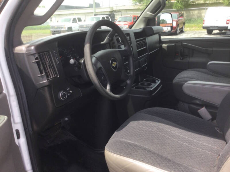 2021 Chevrolet Express 2500