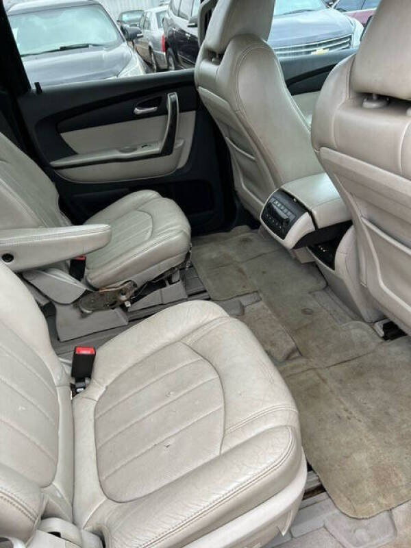 2011 GMC Acadia Denali