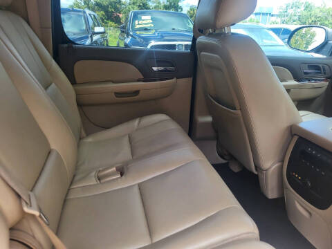 2014 Chevrolet Suburban LT