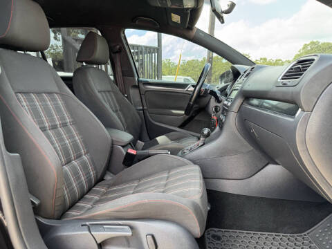 2014 Volkswagen GTI Wolfsburg Edition PZEV