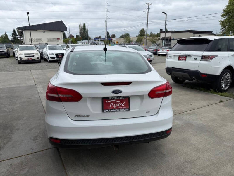 2016 Ford Focus SE